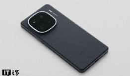 iqoo13最新爆料款式,极致性能与未来科技，揭秘全新旗舰手机亮点